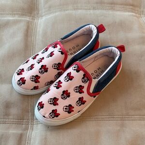 Minnie Mouse Pink Slip-On Kids Shoes 13/1